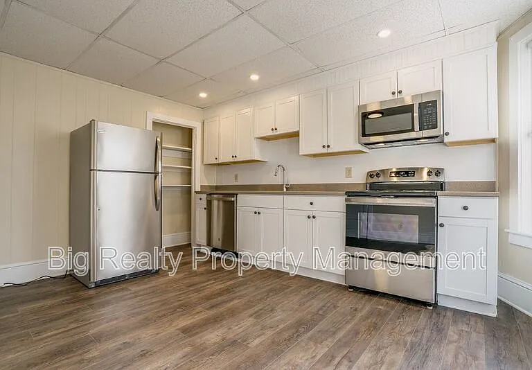 324 New St #3 — Photo 12