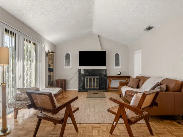 11111 Landale St, North Hollywood, CA 91602