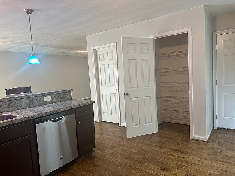 3406 Bainbridge Blvd — Photo 4
