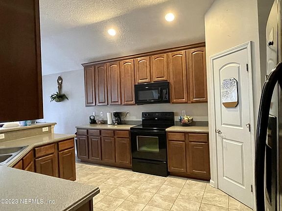 5th image of 3570 LIVE OAK HOLLOW Drive