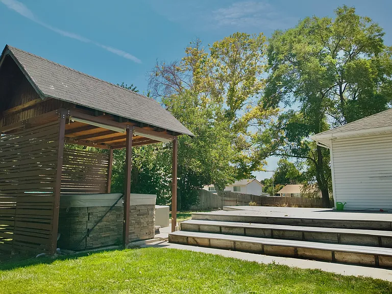 384 W Harvard Dr — Photo 43