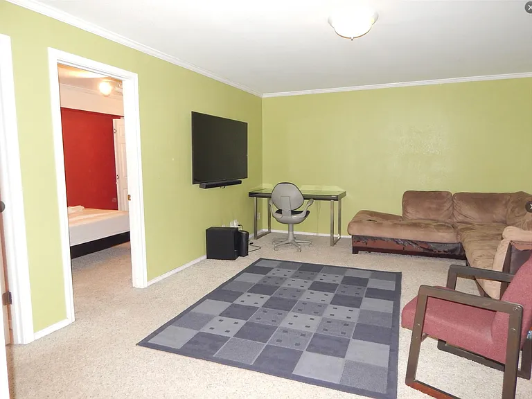 2612 Custer Pkwy #D — Photo 10