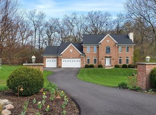 5068 Oak Hill Rd, Rockford, IL 61109