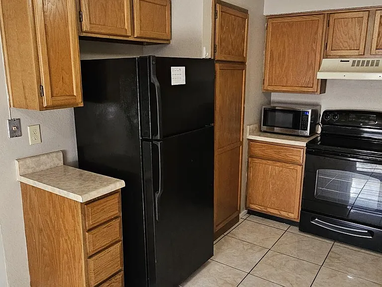 215 Fireside Village Dr — Photo 5