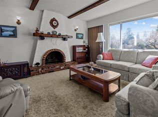 1518 Parker Pl, White Rock, BC V4B4S5