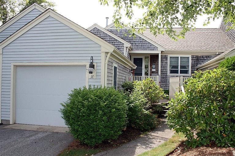 1st image of 10 Wildflower Ln