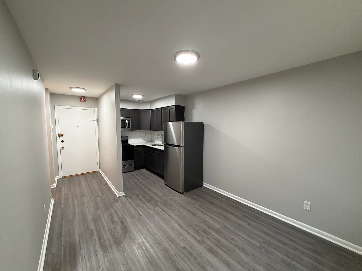 5716 Weymouth St — Photo 2