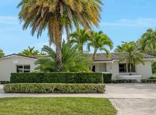 20405 NE 22nd Pl, Miami, FL 33180