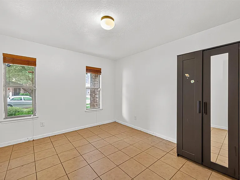 16547 Lanesborough Dr — Photo 31