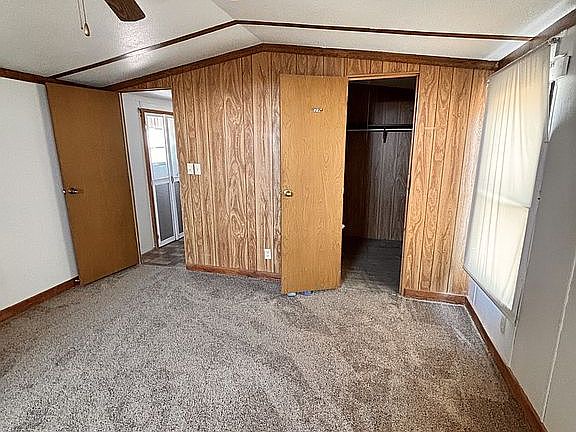 5th image of 2000 1st St Trailer D4