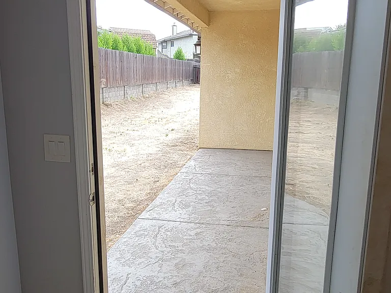 719 Morales Ct — Photo 21