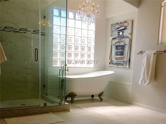 3rd image of 11416 Orazio Dr