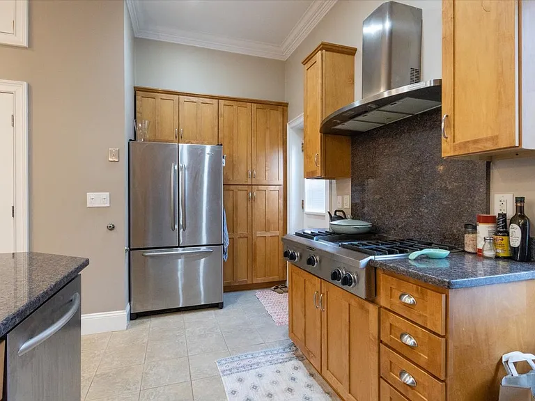 7 Worthington St #1 — Photo 8