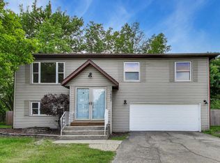 1662 Ivy Ct, Schererville, IN 46375