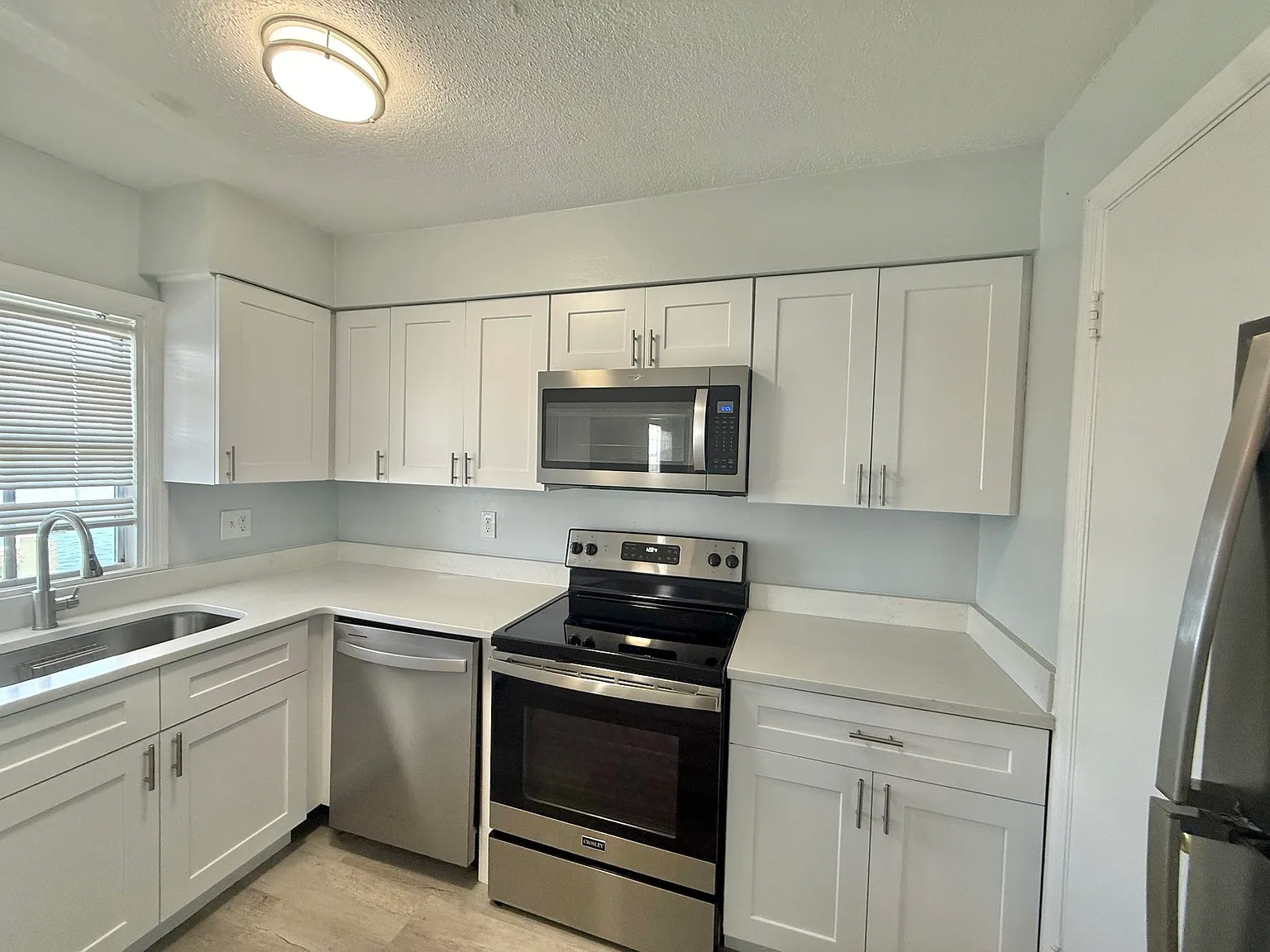 4730 Coquina Key Drive Southeast - 1 — Photo 3