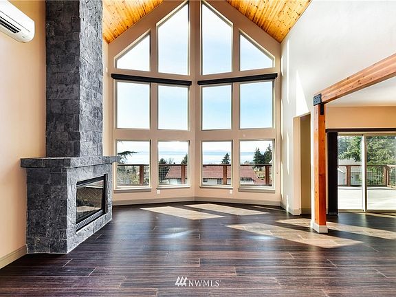 5th image of 5970 S Mountain View Lane