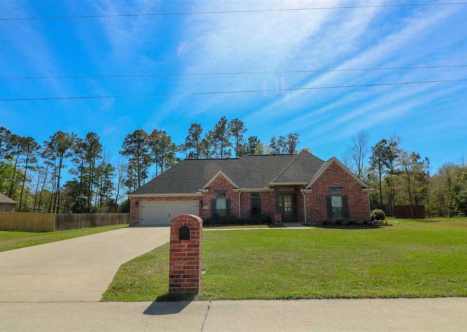 1st image of 12130 Woodland Cir