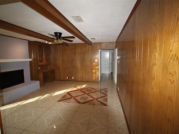 2nd image of 4003 Topaz Dr