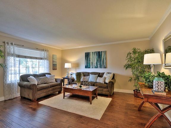 5th image of 505 Churchill Park Dr