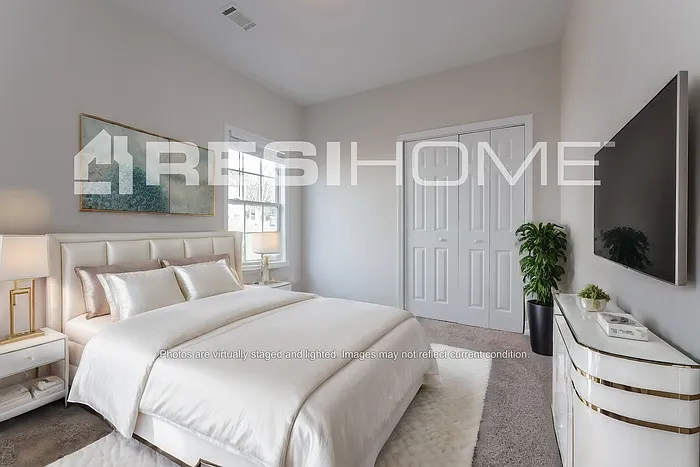 1340 Saint Isabella Ct — Photo 9