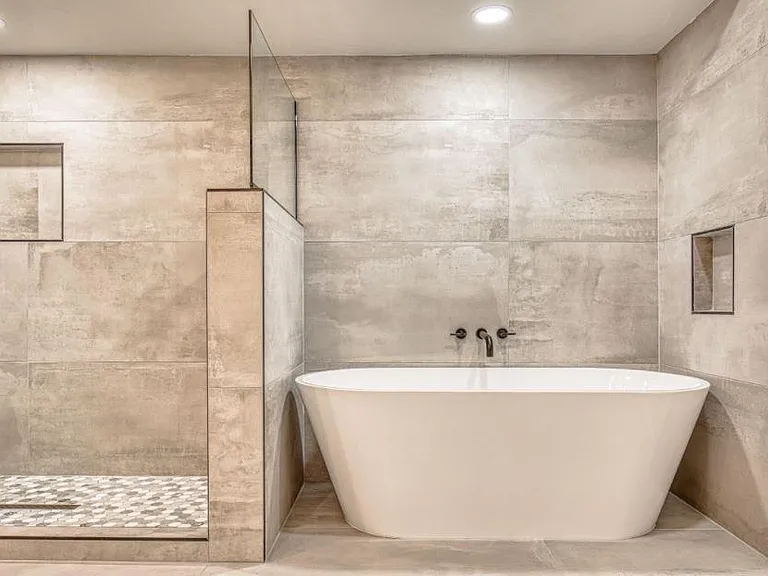 master bath soaking tub and shower