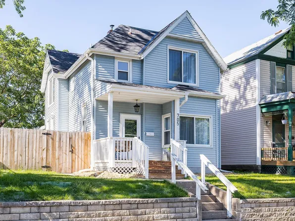 705 Watson Ave, Saint Paul, MN 55102