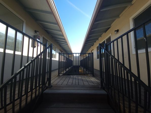 1134 Parkside St #12