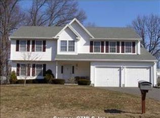 15 Privilege Rd, Bloomfield, CT 06002