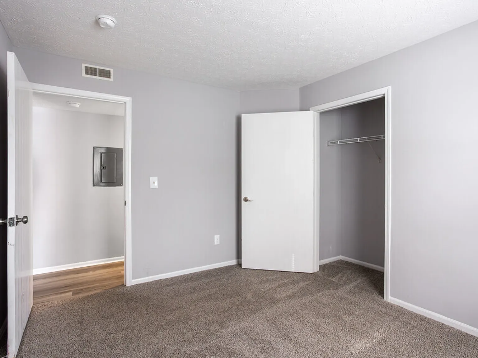Park Vista Apartments — Photo 4