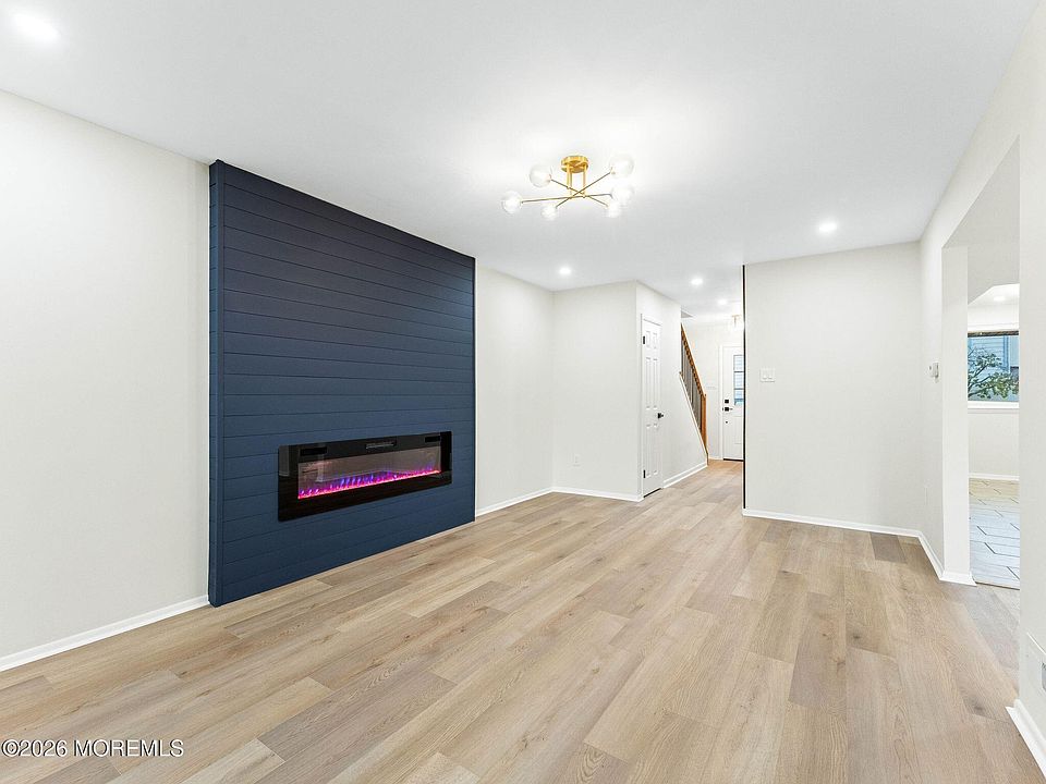 1st image of 1102 Mason Run