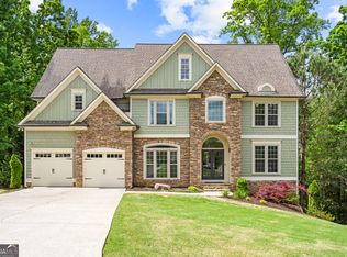 520 Sentry Ridge Xing, Suwanee, GA 30024
