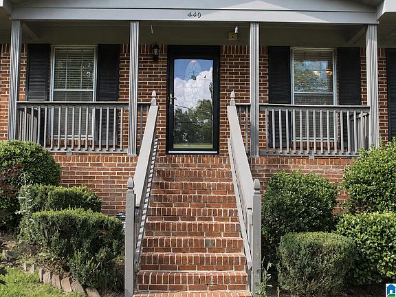 2nd image of 440 Daniel Dr NE