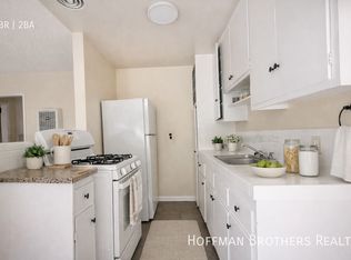 1545-1549 Brockton Ave #7, Los Angeles, CA 90025