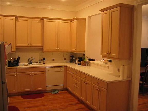 Kitchen as seen from breakfast nook