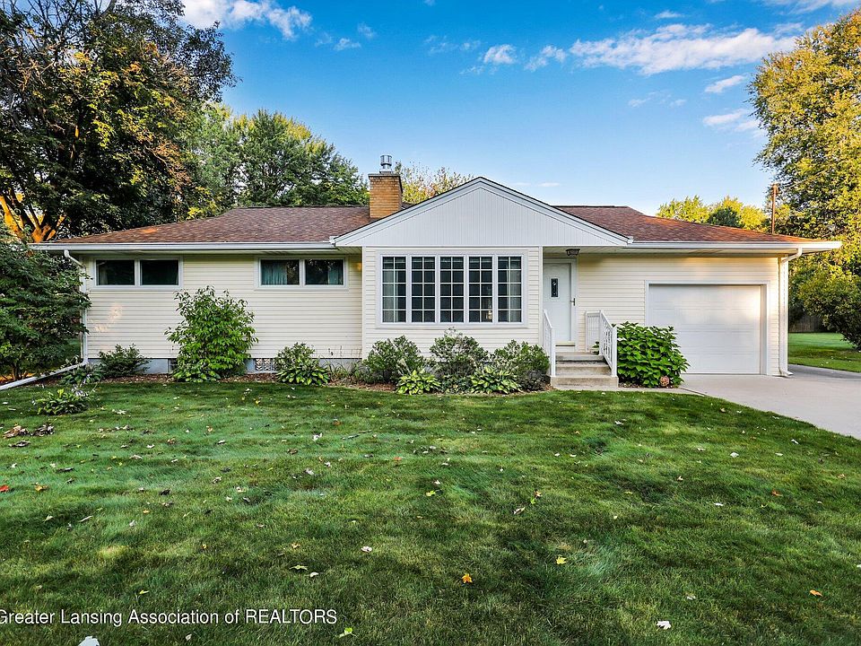 1st image of 15330 Pinehurst Dr