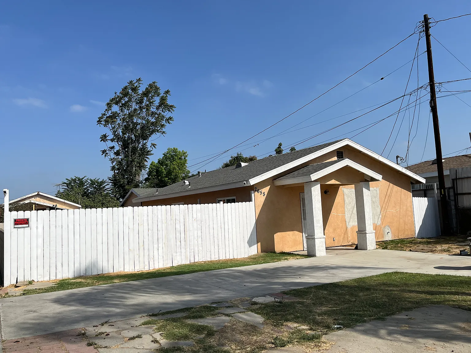 3 bed, 1120 sqft, $3,300 — Photo 1