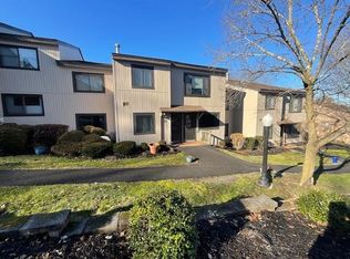 3103 Fox Ln, Poughkeepsie, NY 12603