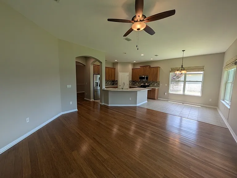 7730 Crescent Palm Dr — Photo 14