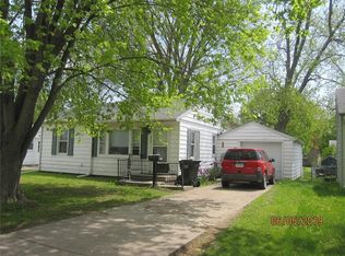 2419 McKinley St, Perry, IA 50220