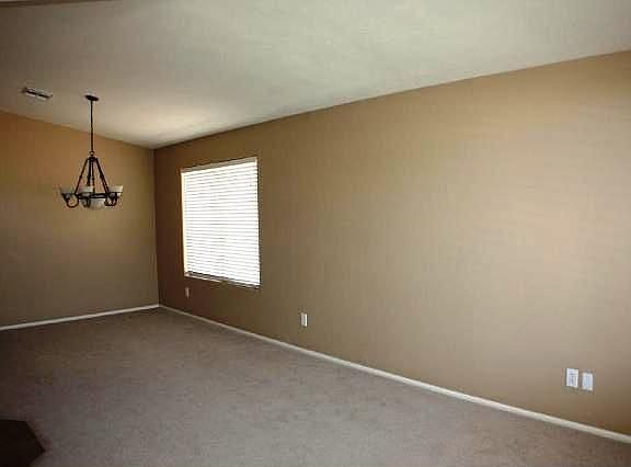 3rd image of 43799 W Cahill Dr
