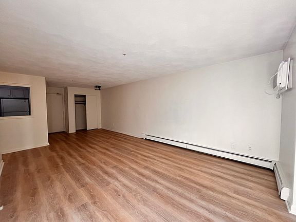 2nd image of 100 Grand View Ave APT 3B