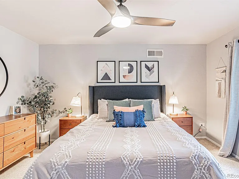 700 N Washington St #207 — Photo 18