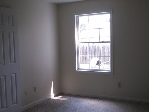 5th image of 1125 Maryville Ave