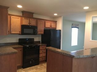 1702 Meadowbrook Dr, Monroe, MI 48161