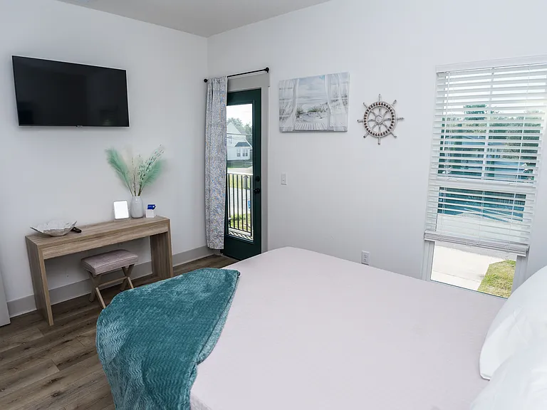 22524 Lakeview Dr — Photo 65