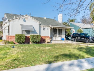 3881 E Orleans Ave, Fresno, CA, 93702