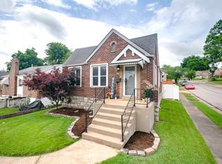 544 Ruthland Dr, Saint Louis, MO 63125