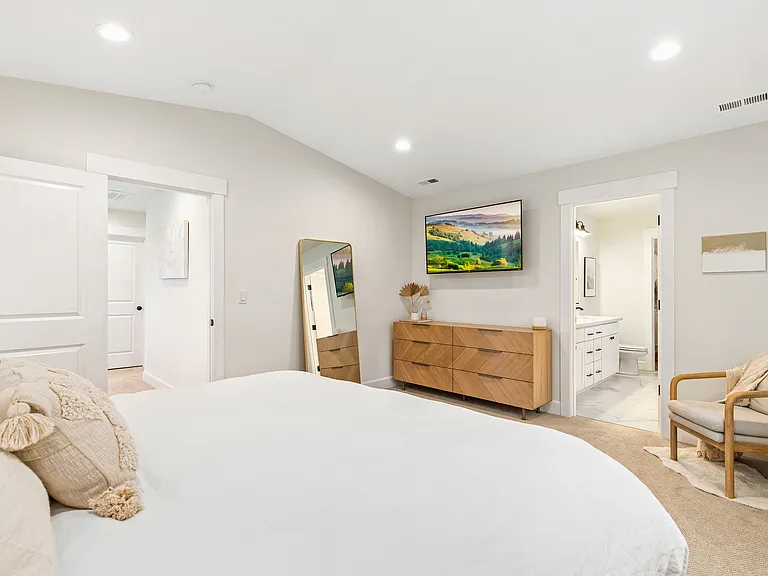 10104 Dakota Way — Photo 34