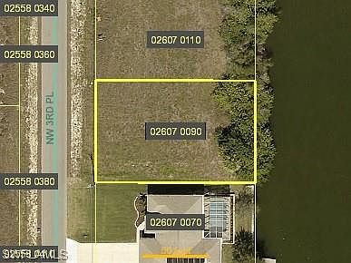 1st image of 615 NW 3rd Pl