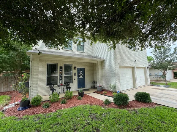 130 Steven St, Hutto, TX 78634